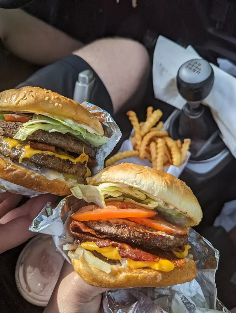 Alpen Burger with Bacon